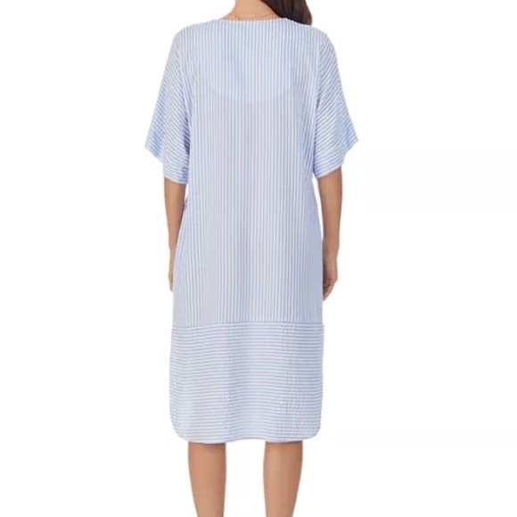 Eileen West Striped Seersucker Caftan Nightgown Blue White Pockets Size Medium - Picture 2 of 11